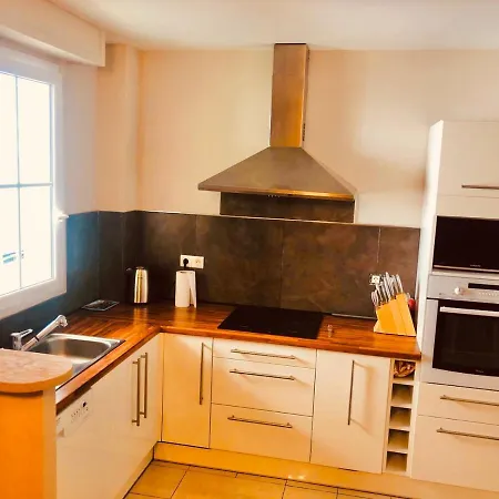 City Center Cute Flat With Sea View One Bedroom Nice Exterior photo